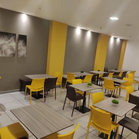 בוגוטה Hm Hotel Expo Inn מראה חיצוני תמונה