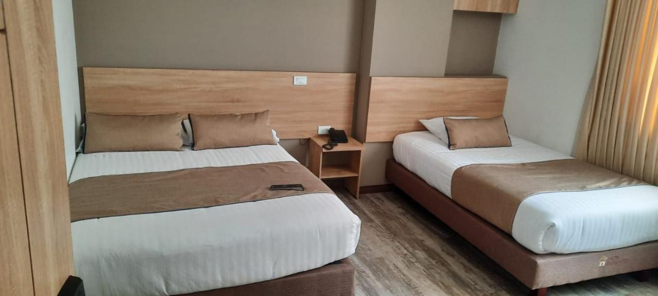 בוגוטה Hm Hotel Expo Inn מראה חיצוני תמונה